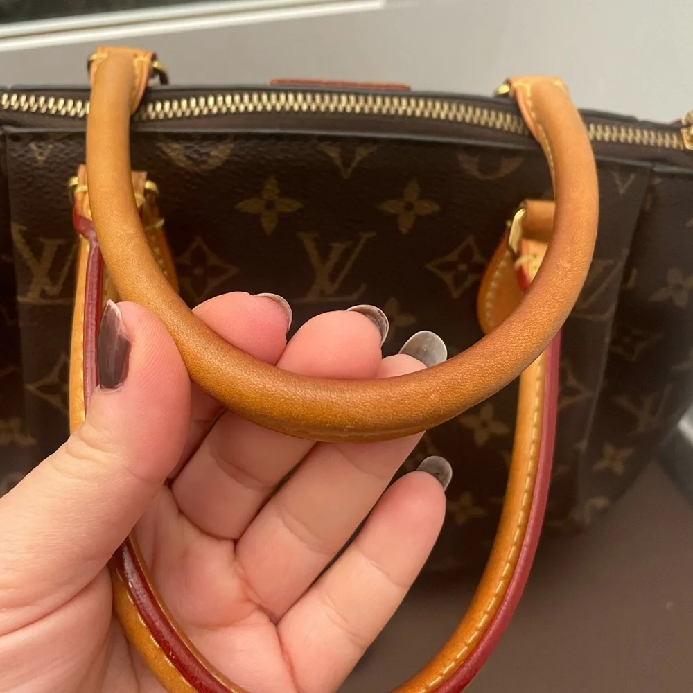 Louis Vuitton Turenne pm - Picture 11 of 16